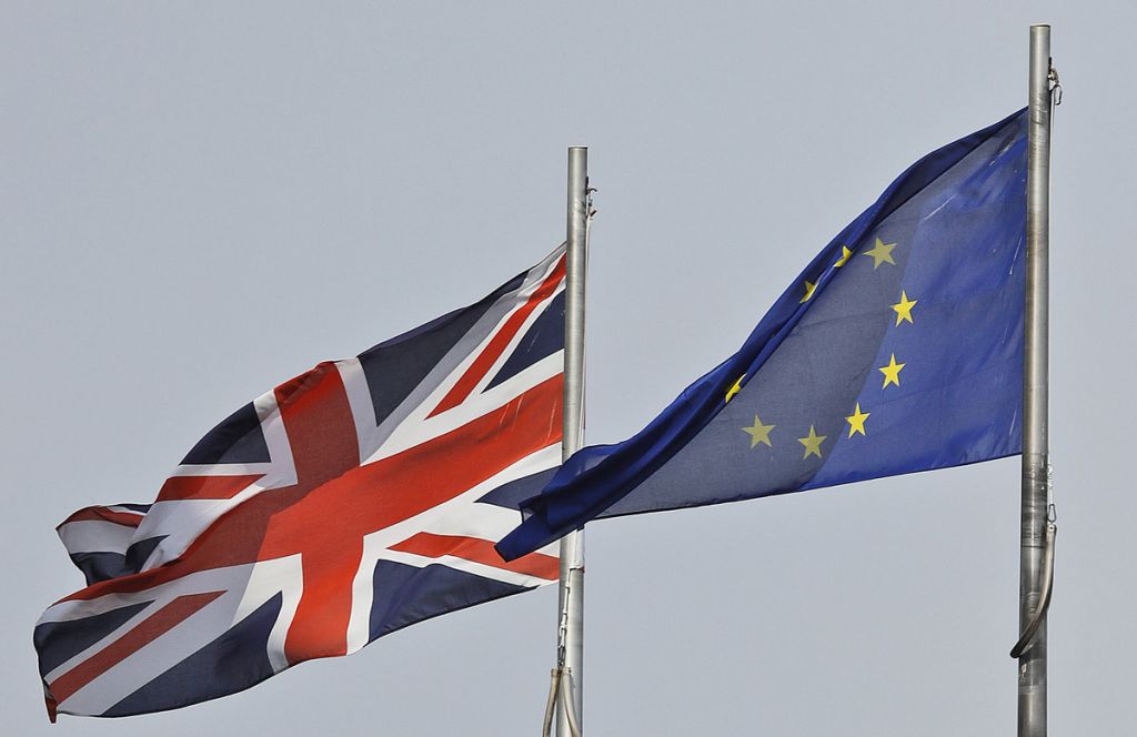 Επιχείρηση «Κίτρινο Σφυρί»: Η μυστική έκθεση Τζόνσον για Brexit χωρίς συμφωνία