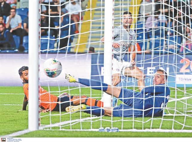 Κόκκινο λάβαρο πρόκρισης στην Πόλη (του)!