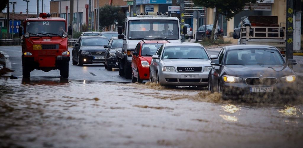 Καιρός: Βροχές, καταιγίδες, χαλαζοπτώσεις και ισχυροί άνεμοι