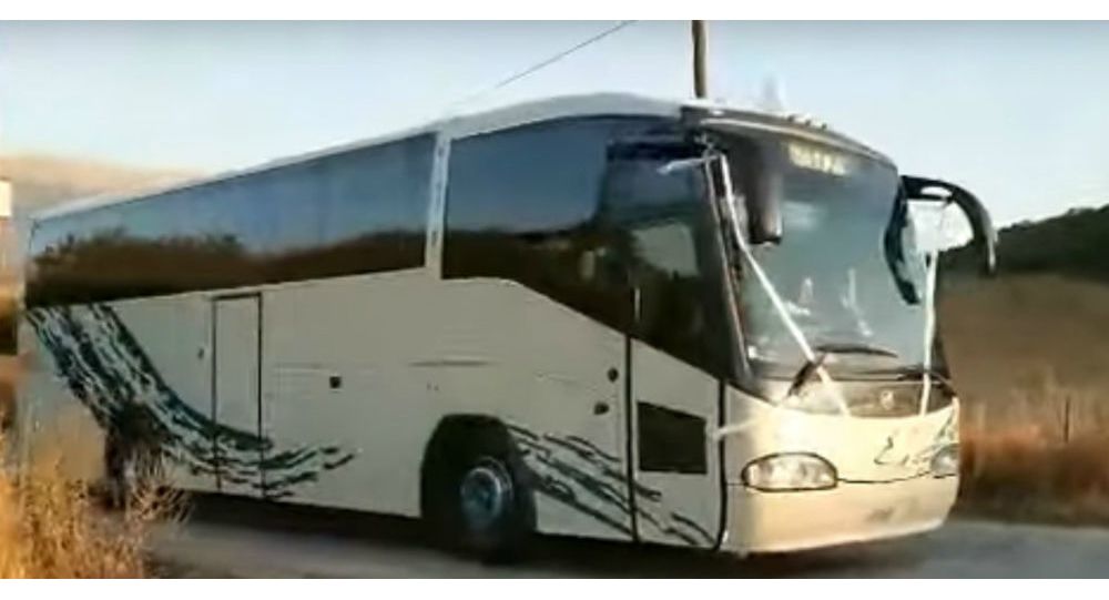 Γαμπρός στην Πάτρα πήγε συνοδεία με 20 ΚΤΕΛ στην εκκλησία