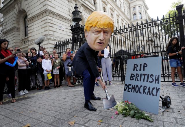 Βρετανία: Δικαστικός αγώνας για την αναστολή της απόφασης Τζόνσον να κλείσει το κοινοβούλιο