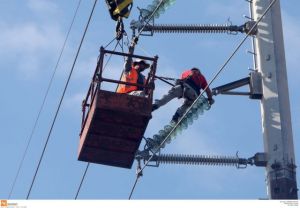 ΔΕΗ: Περιορίζονται οι εκπτώσεις για τους εργαζομένους