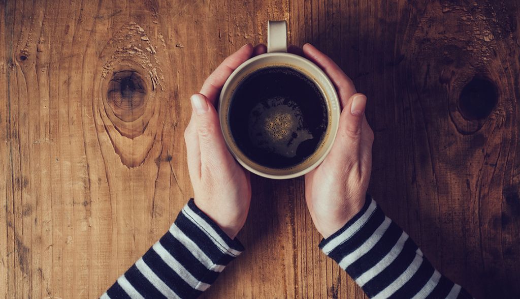 Η καθημερινή υπερβολική κατανάλωση καφέ μπορεί να προκαλέσει πονοκεφάλους