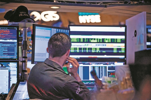 Μαύρα τα μαντάτα