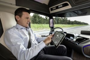 Τα ταμπλό των μελλοντικών αυτοκινήτων γίνονται …σινεμά