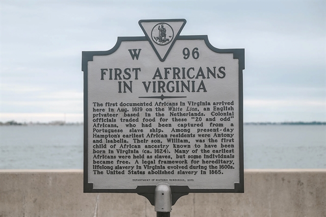 Η Αμερική επιστρέφει στο 1619