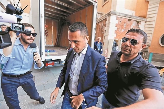 Σαλβίνι εναντίον… «Επιχείρησης Ούρσουλα»