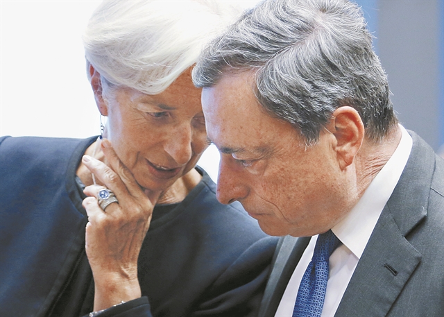 Ολα τα όπλα της ΕΚΤ επιστρατεύει ο Ντράγκι