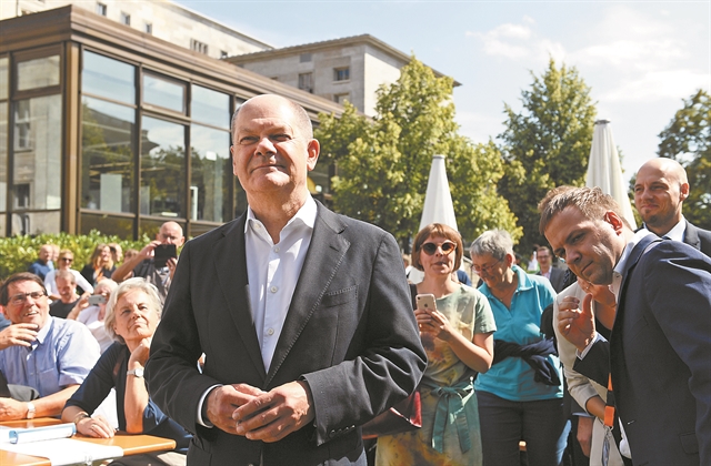 Σήμα κινδύνου για ύφεση στη γερμανική οικονομία
