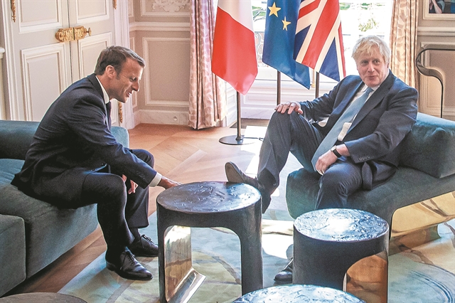 Αλέξης εναντίον Μπόρις