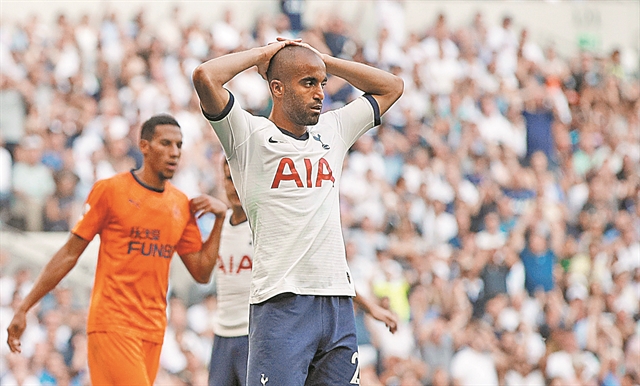 Τεντωμένα νεύρα στο Λονδίνο