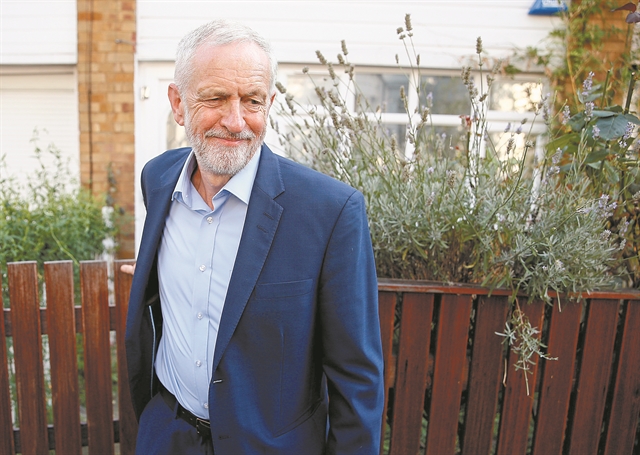 Υστατη μάχη κατά του άτακτου Brexit