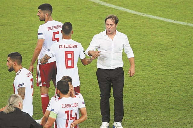 Δεν σταματά να ονειρεύεται