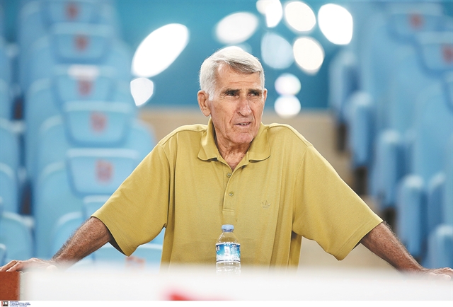 Παίρνω δύναμη από την ΑΕΚ