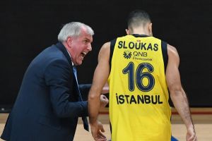 Τι αποκαλύπτει ο Σλούκας για Ομπράντοβιτς και Ολυμπιακό