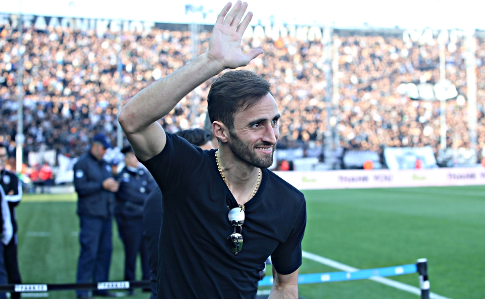 Μαουρίσιο: «Βήμα-βήμα επιστρέφω»