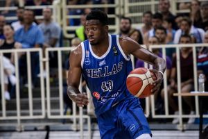 Το μεγάλο τρίποντο του Θανάση που έστειλε το ματς στην παράταση