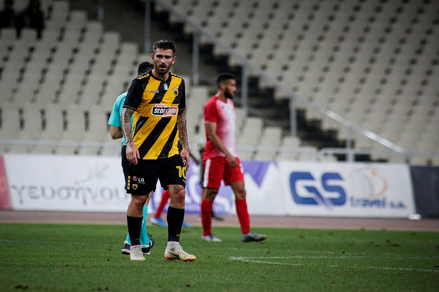 Τα χρόνια πολλά της ΑΕΚ στον Λιβάγια