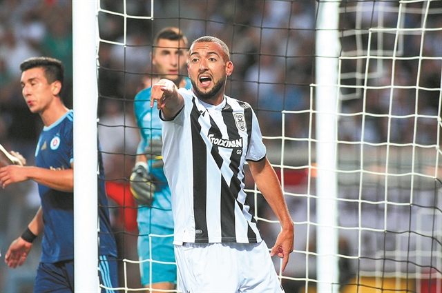 Χαμόγελα για Φερέιρα