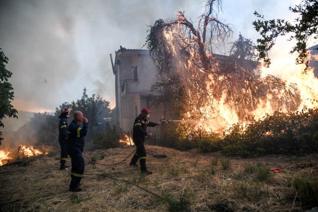 One Channel: Τραυματίστηκε εθελοντής πυροσβέστης στην Εύβοια