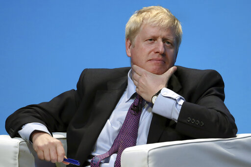 Βοήθεια 10 εκατ. λιρών υποσχέθηκε ο Τζόνσον για τον Αμαζόνιο