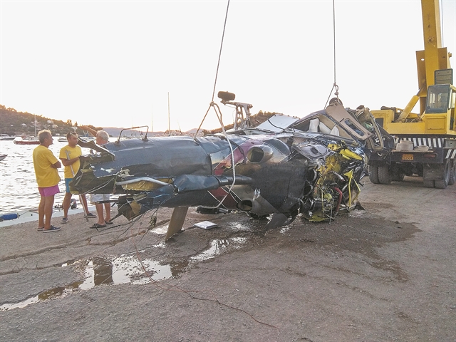 Στο κενό έπεσαν οι προειδοποιήσεις για τα καλώδια