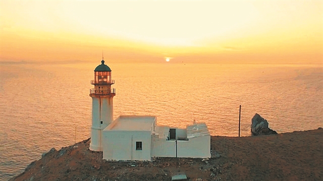 Ο πρώτος φάρος της λογοτεχνίας