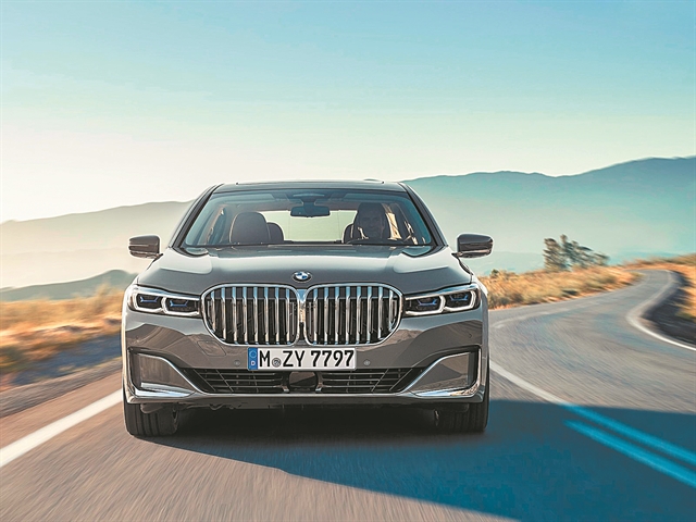 Kαι η επτάρα της BMW ηλεκτρική