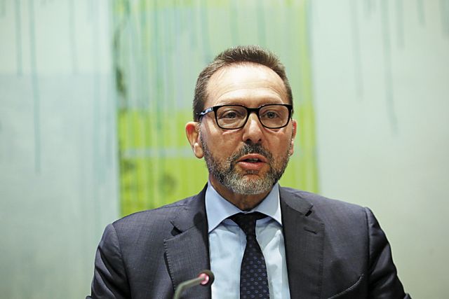 Στουρνάρας για capital controls: Η άρση τους σηματοδοτεί την επιστροφή στην ομαλότητα | tanea.gr Στουρνάρας για capital controls: Η άρση τους σηματοδοτεί την επιστροφή στην ομαλότητα | tanea.gr