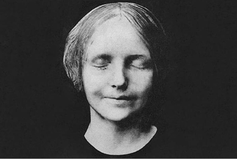 Η καλλονή που έχει δεχθεί τα περισσότερα φιλιά στον κόσμο