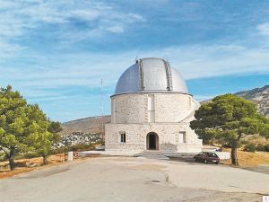 Αστεροσκοπείο Πεντέλης (Μεταξά και Βασιλέως Παύλου)