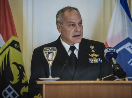 Ο αντιναύαρχος και η… ηλεκτρική καρέκλα