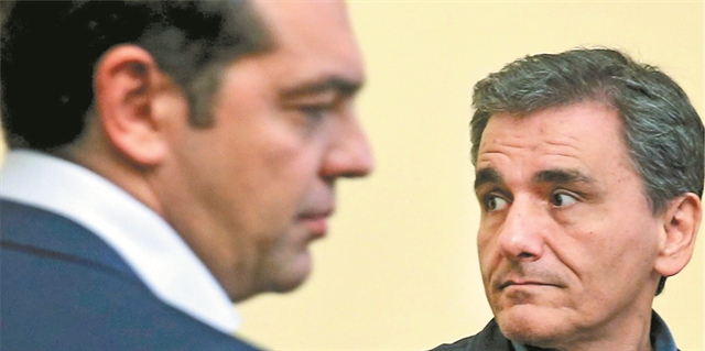 Ενώπιος ενωπίω στην Κουμουνδούρου