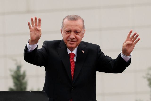 Νέες εμπρηστικές δηλώσεις Ερντογάν: Δεν μας αγγίζουν οι απειλές της Δύσης