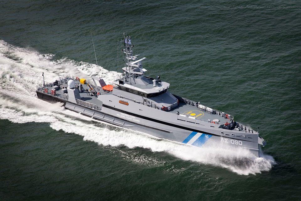 Επιχείρηση του Λιμενικού για εντοπισμό σκάφους με 80 πρόσφυγες