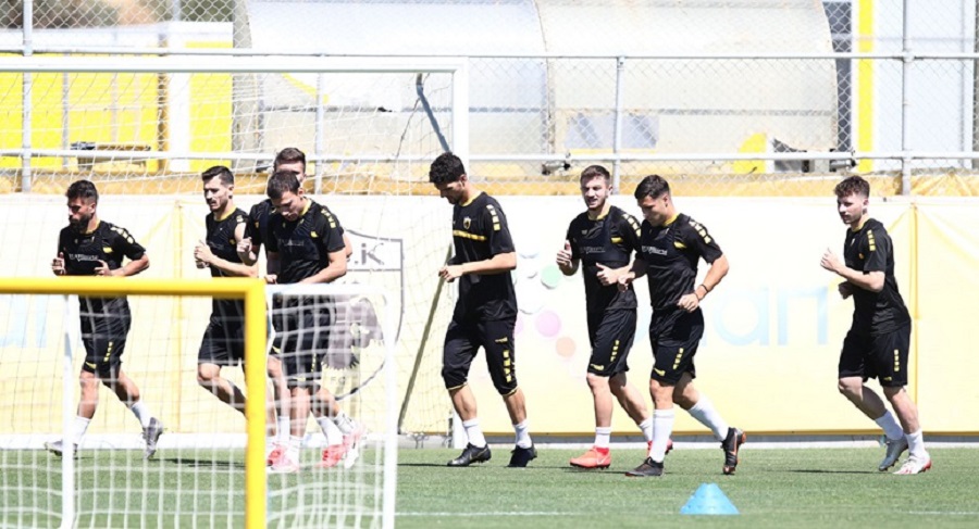 Αγωνία για Τσιγκρίνσκι στην ΑΕΚ