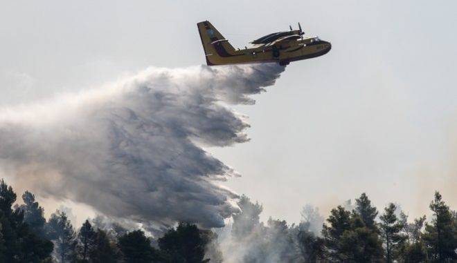 Καναντέρ: Αιχμή του δόρατος της αεροπυρόσβεσης