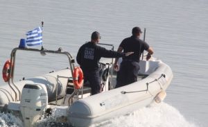 Τραγωδία στην Κάρπαθο: Ανασύρθηκε η σορός του ενός δύτη