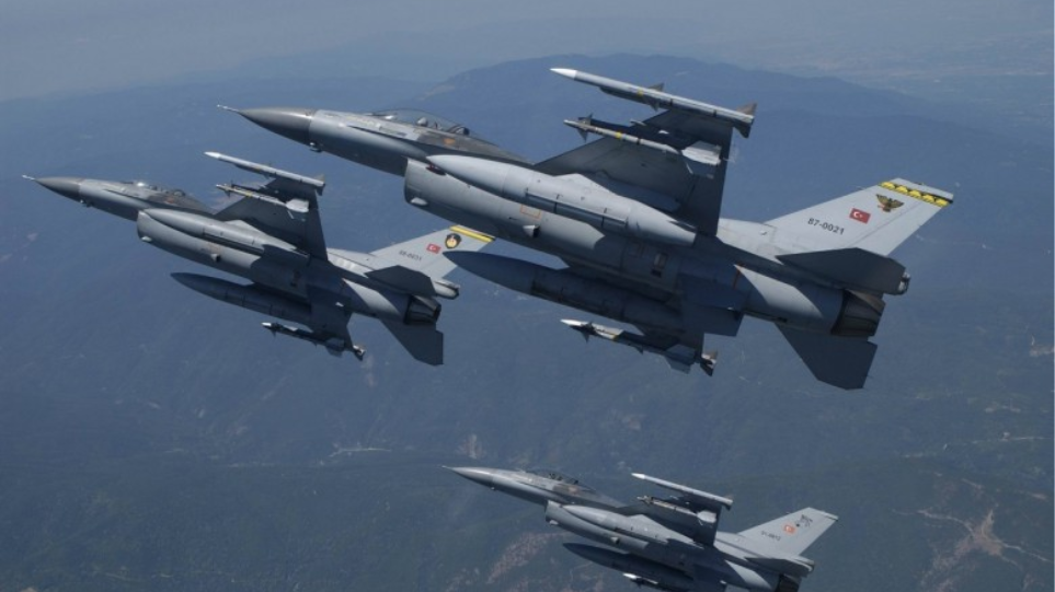 Νέες παραβιάσεις από τουρκικά μαχητικά – Αερομαχίες πάνω από το Αιγαίο