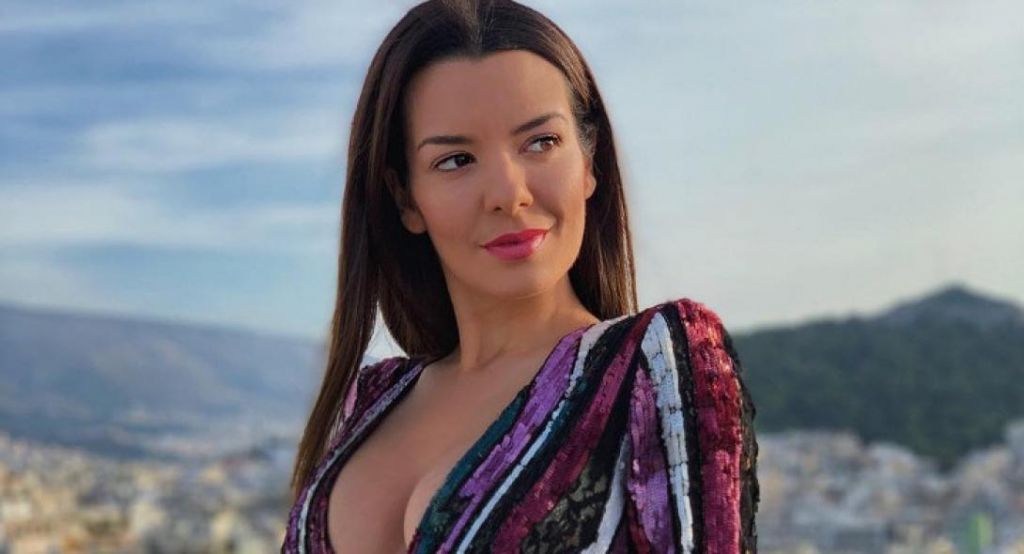 Η Νικολέττα Ράλλη κολάζει το Instagram