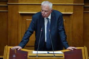 Πικραμμένος προς Τσίπρα: Εσείς με φέρατε εδώ εκόντα άκοντα