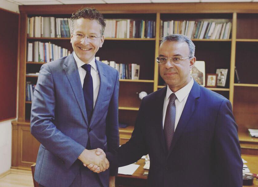 Συνάντηση Σταϊκούρα – Ντάισελμπλουμ στο υπ. Οικονομικών