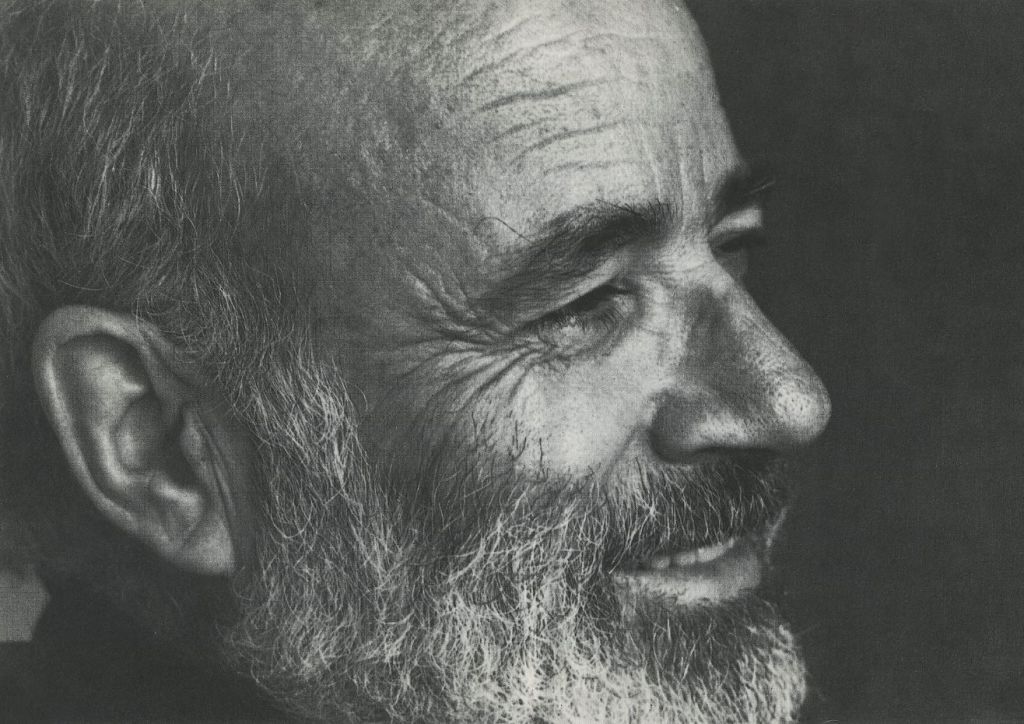 Takis: Διεθνής υπόκλιση στο ταλέντο του μεγάλου γλύπτη