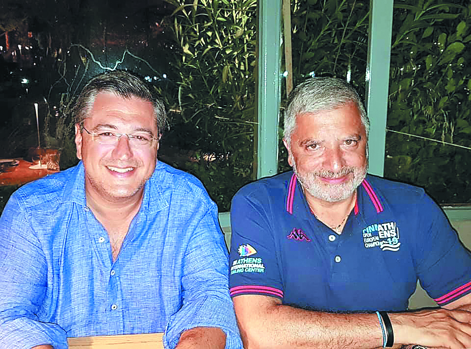 Ντούρου ντούρου στην Πλατεία Κουμουνδούρου