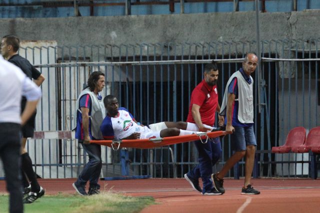 Super League 1 : Πλήγμα για Βόλο, νοκ άουτ ο Μπασόνγκ έως και 4 μήνες