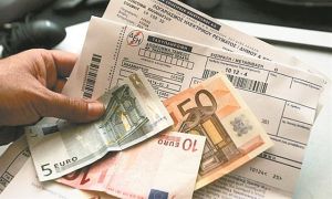 Στο τραπέζι η κατάργηση της έκπτωσης συνέπειας 10%