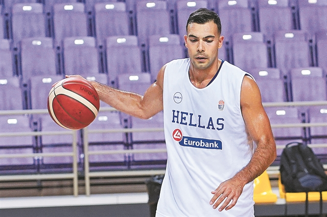 Να είσαι εκεί, κύριε Σλούκα!