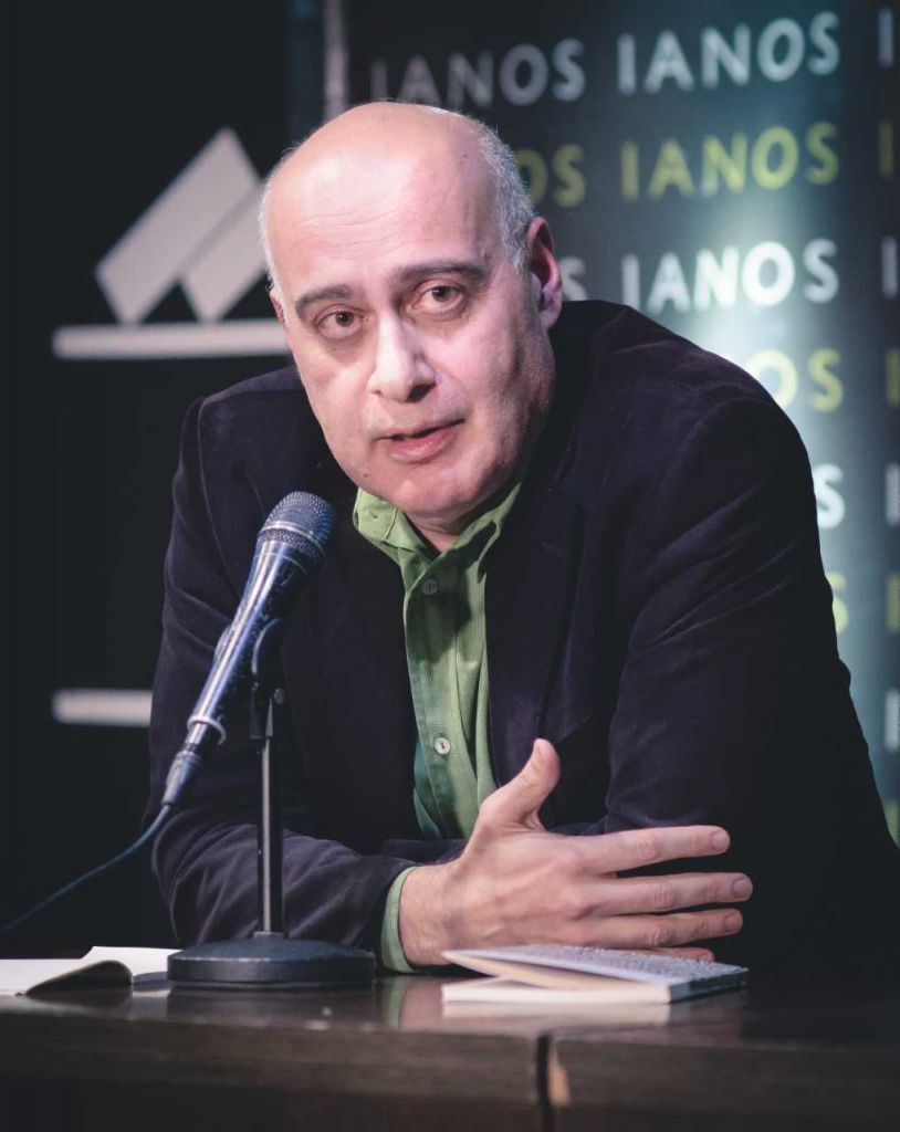 Ο Κώστας Κουτσουρέλης γράφει για την «Τέχνη που αυτοκτονεί»