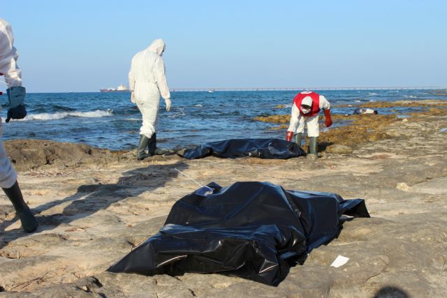 Νέα τραγωδία με ναυάγιο στη Λιβύη – 900 νεκροί πρόσφυγες στη Μεσόγειο φέτος