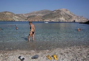 Σε καύσωνα διαρκείας η χώρα από Παρασκευή